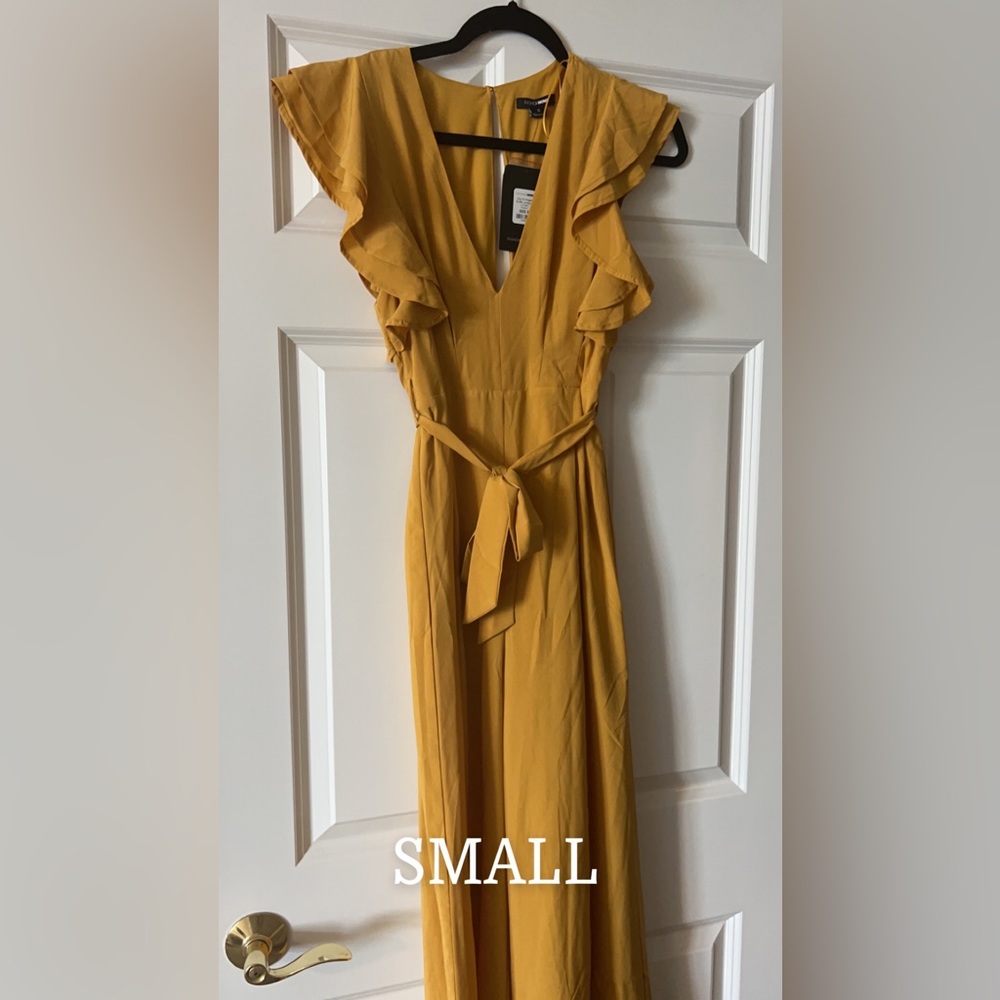 Mustard yellow jumpsuit, new with tags size small